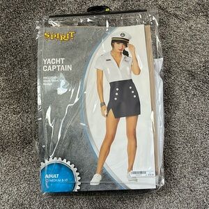 Spirit Halloween- yacht captain Halloween costume, female